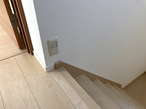 electrical-outlet_51